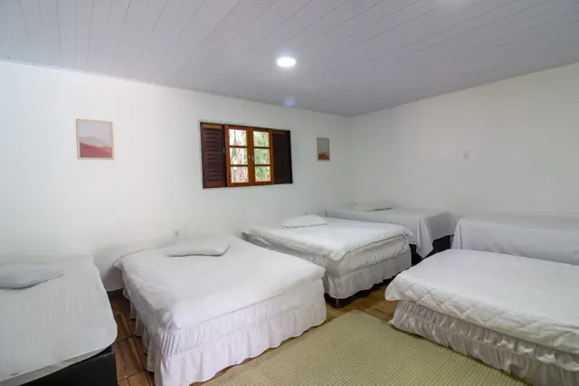 Quarto com camas